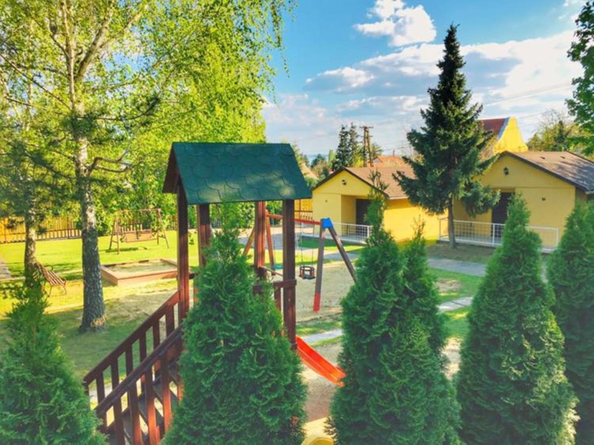 Hotel Magnolia Balatonszepezd Exteriér fotografie
