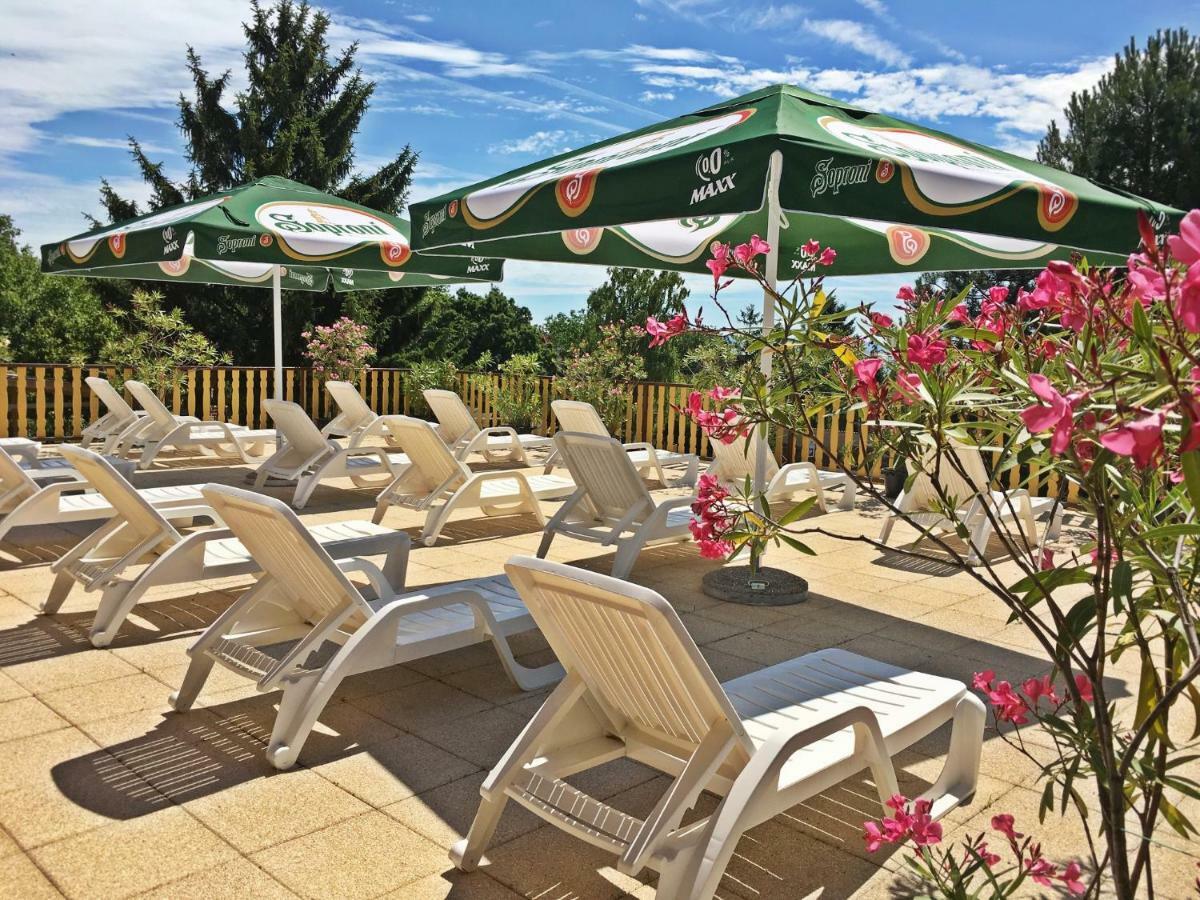 Hotel Magnolia Balatonszepezd Exteriér fotografie